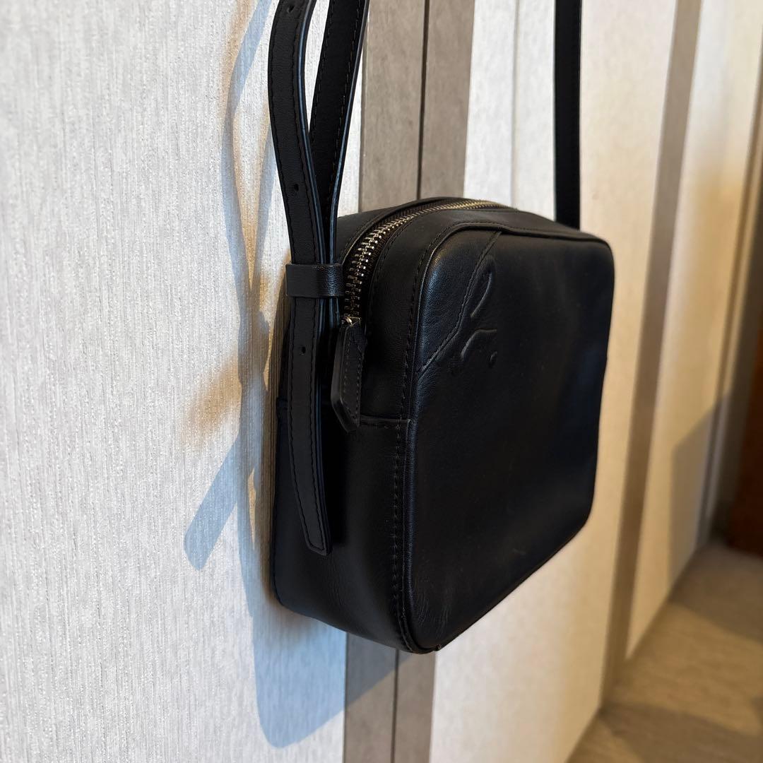 【agnès b. 】 本革ショルダーバッグ | ブラック