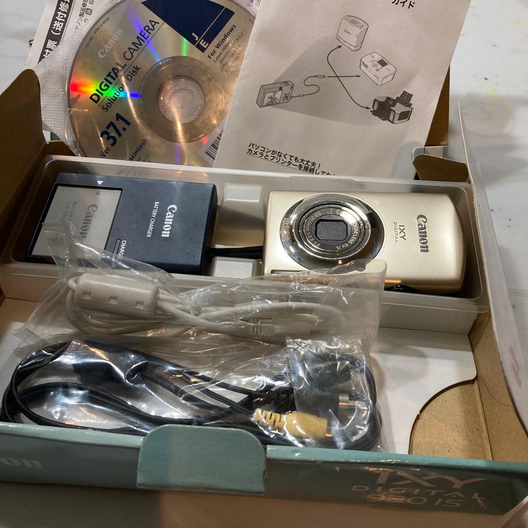 Canon IXY DIGITAL 920 IS 本体と付属品