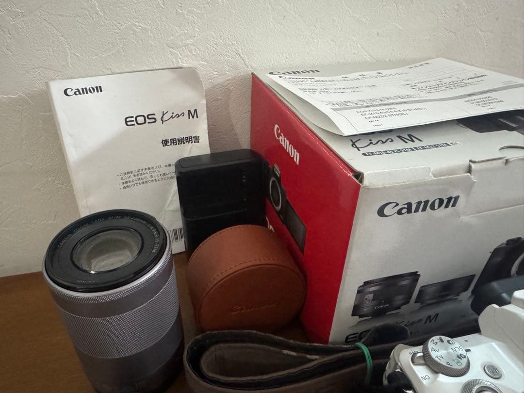 Canon EOS Kiss M ダブルレンズキット➕ EF-M55-200mm
