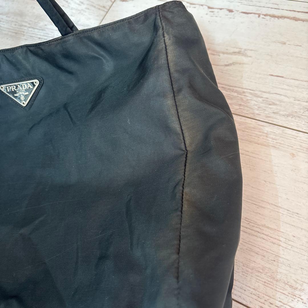 PRADA ブラックトートバッグ