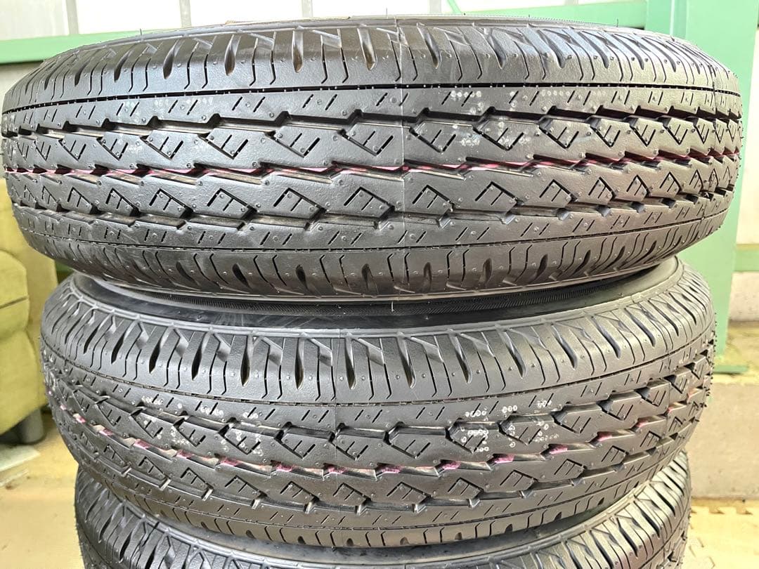 トヨタ プロボックス用 ブリヂストン14インチ タイヤ 2024年製