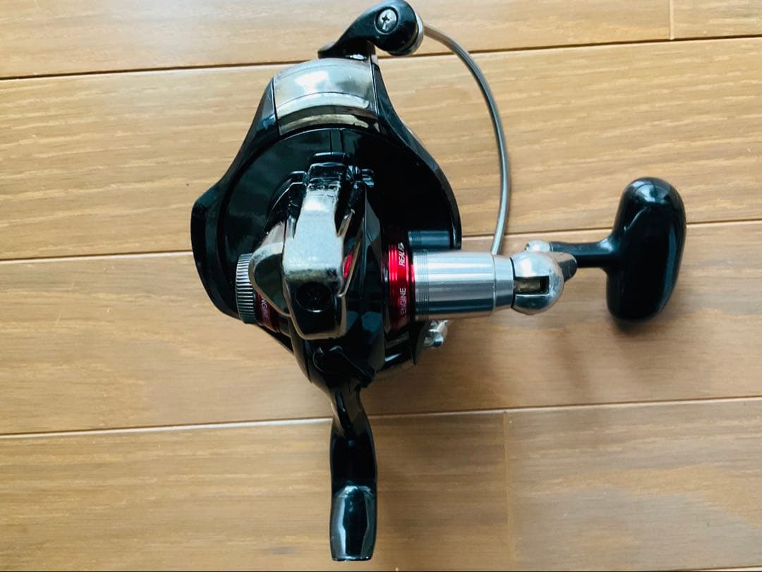 ダイワ トーナメント ISO 6000 遠投 スピニングリール　【中古品】