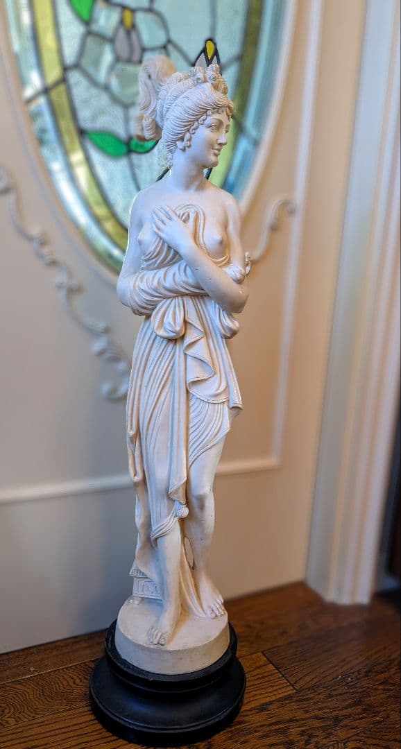 ギリシャ・ローマ彫刻① 水浴びをする女性像