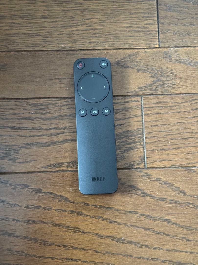 KEF LSX II 純正デスクスタンド同梱