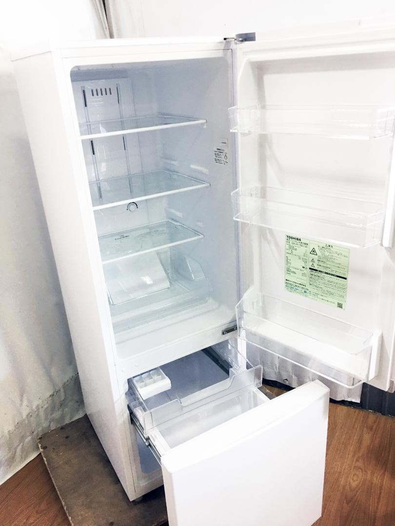 ト★美品中古★東芝 170L 冷蔵庫 【GR-R17BS-W】EOFU