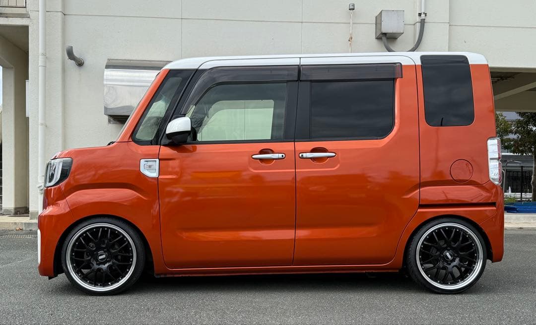 17インチ メッシュホイールセット ※BBSではありません。