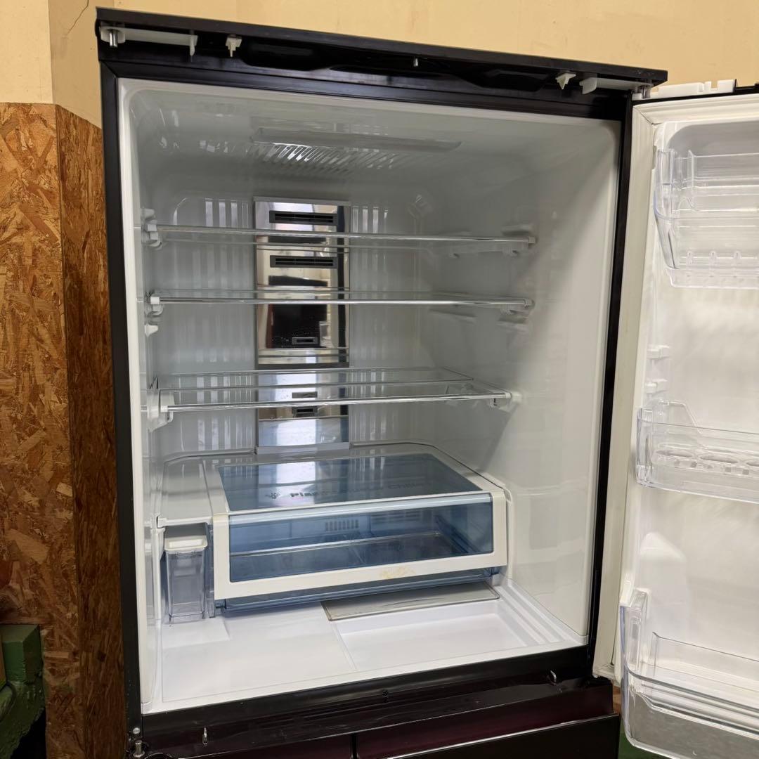 277 シャープ　大型冷蔵庫　500L強　小型　家庭用　自動製氷　右開き