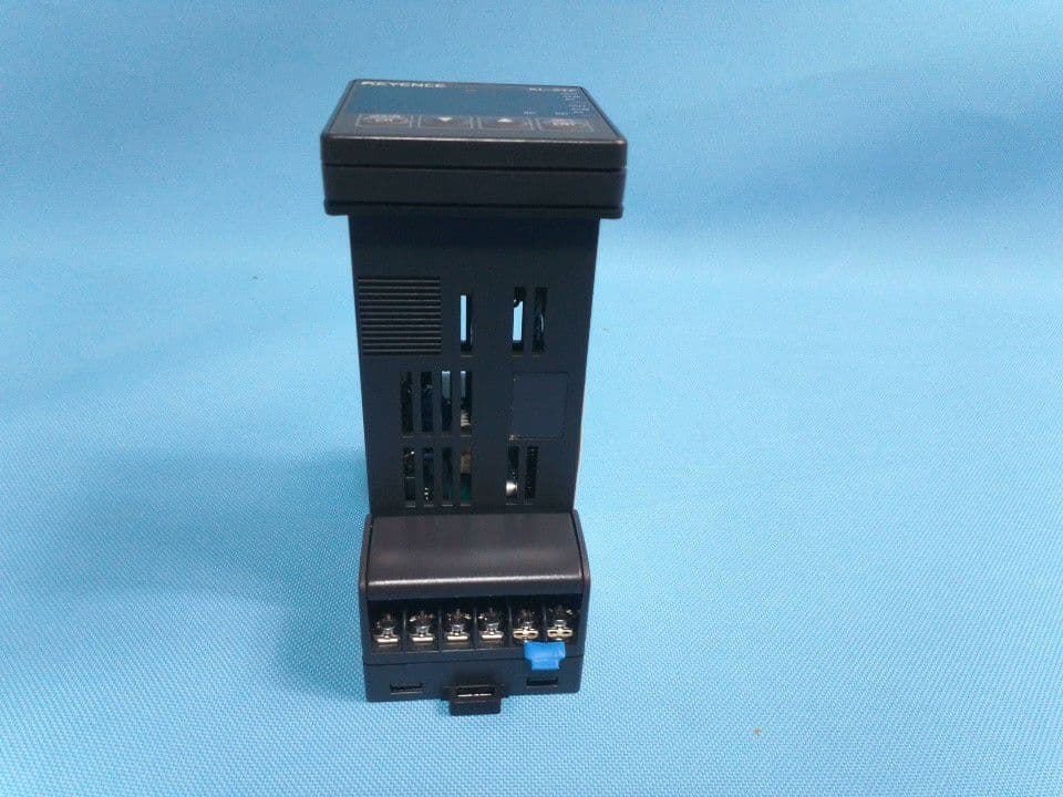 キーエンス　KEYENCE　PID温度調節ユニット　 KL-2TF 未使用品
