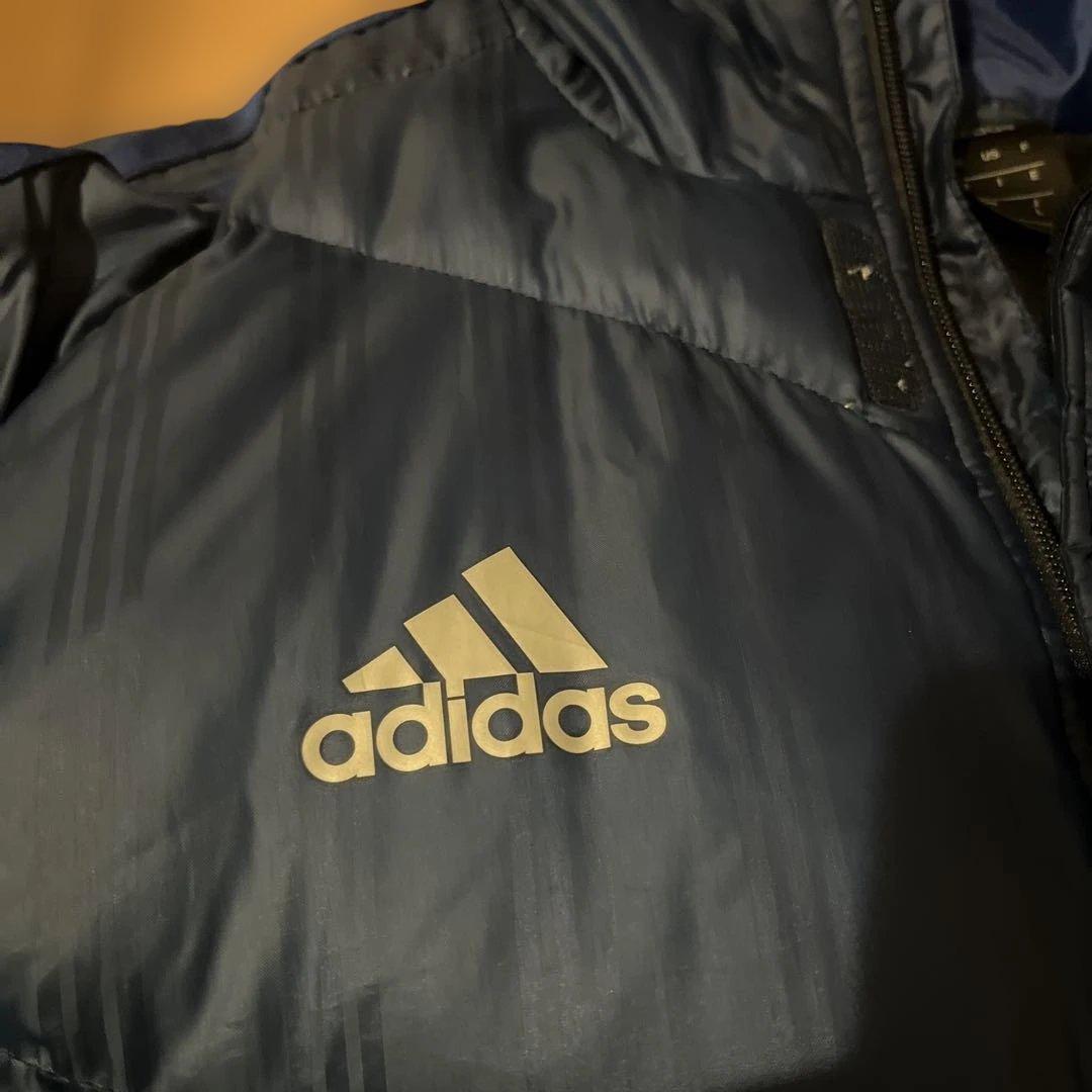 adidasベンチコート　エルサイズ