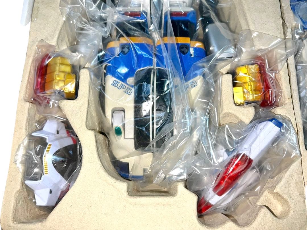 稀少品　DX超特捜合体 スーパーデカレンジャーロボ 特捜戦隊デカレンジャー