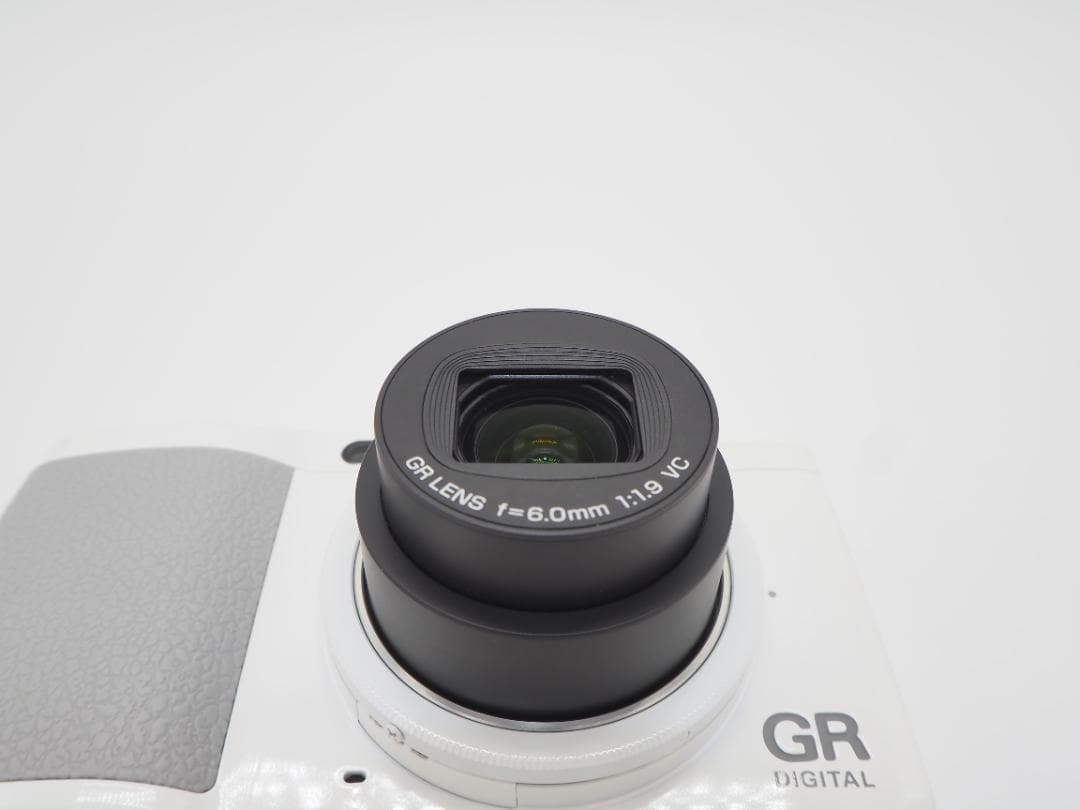 ■ほぼ新品■リコー RICOH GR Digital Ⅳ≪ショット数64回≫