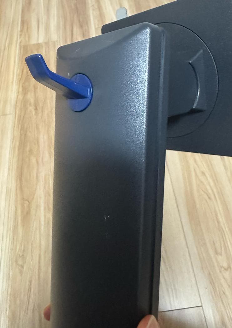 BenQ PD2500Q デザイナー向けモニター 25インチ