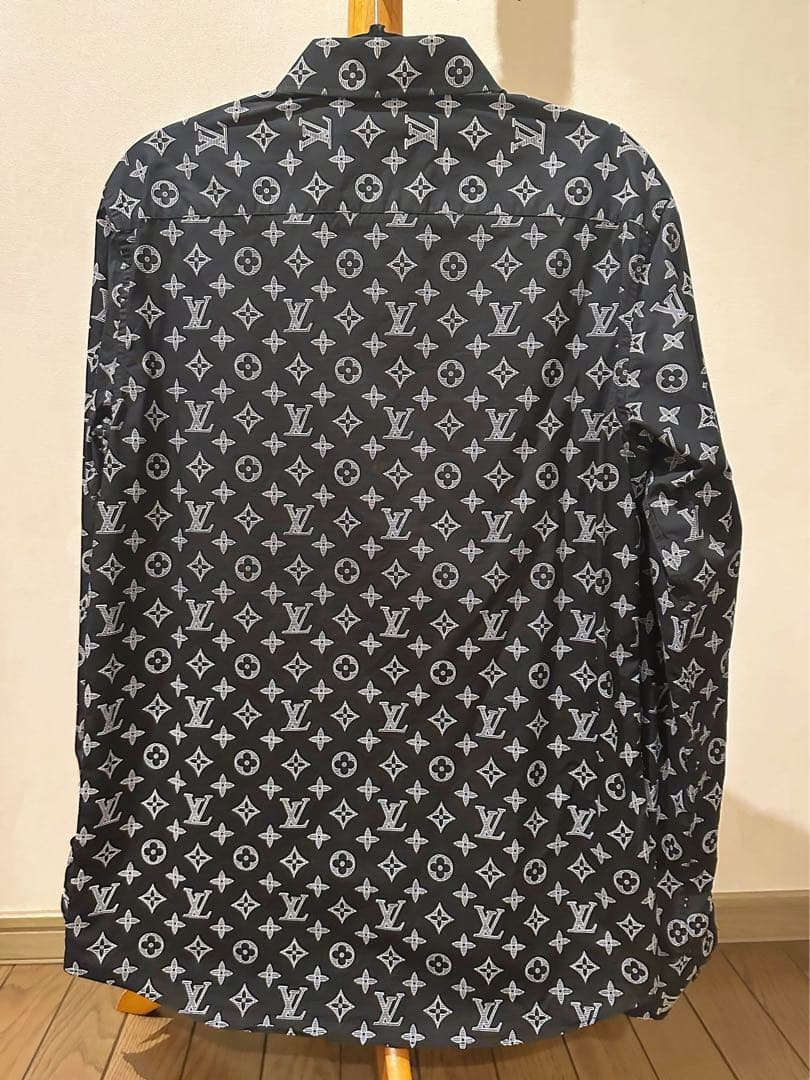【美品】LOUIS VUITTON 男女兼用ロゴパターン 長袖シャツ XL