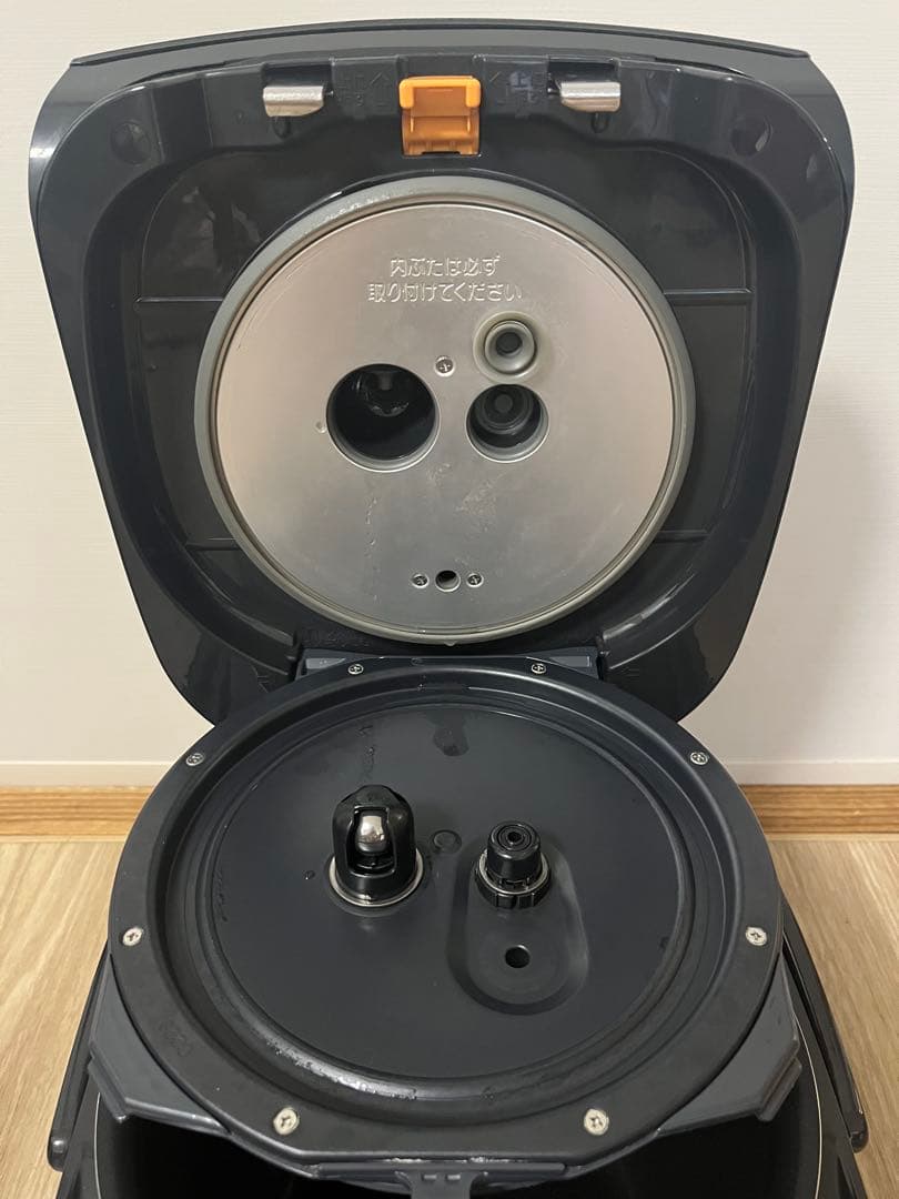 象印 圧力IH炊飯ジャー　NP-BL18 2022年製