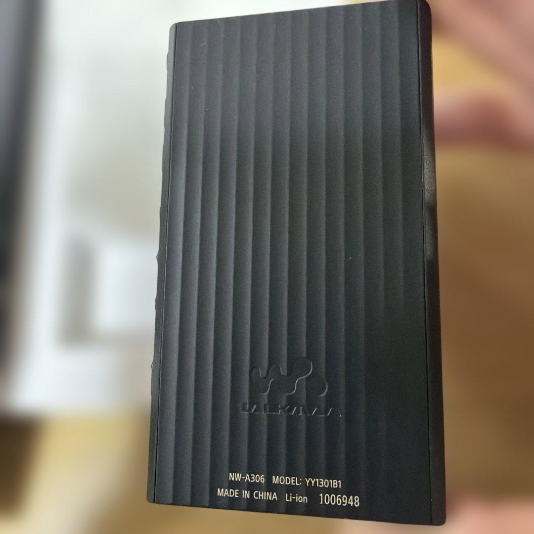 SONYソニーウォークマン　NW-A306 36GB ブラック　　本体、ケース