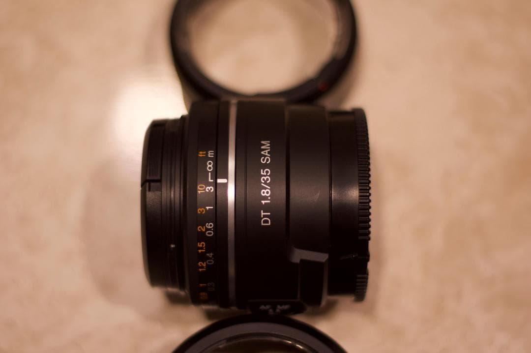 SONY単焦点レンズ SAL35F18