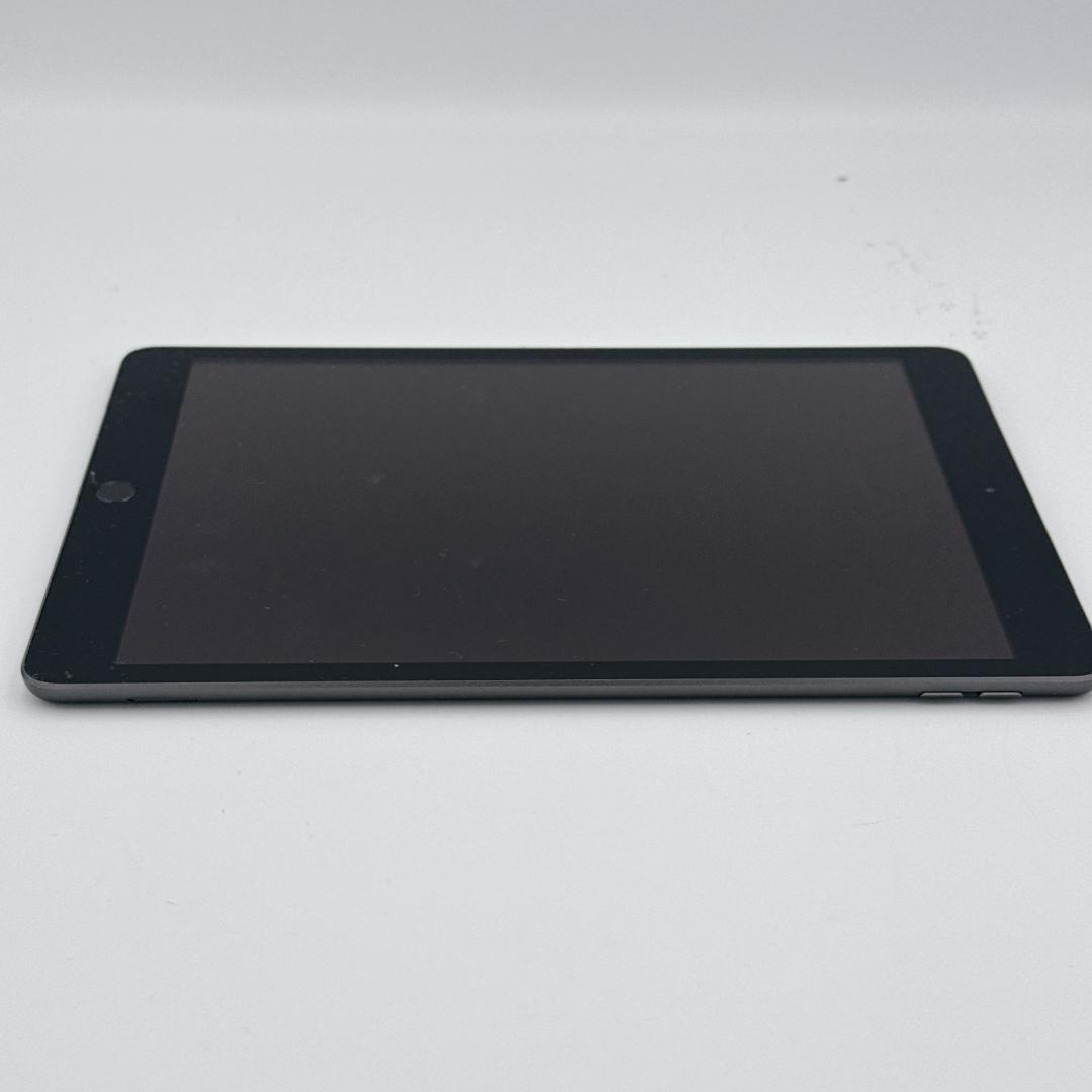 【良品】iPad (第7世代) 32GB MW6A2J/A スペースグレイ