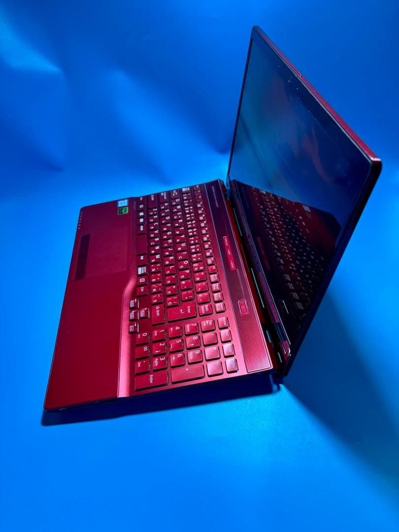 富士通 LIFEBOOK AH53/B3 i7 8550U SSD 2TB