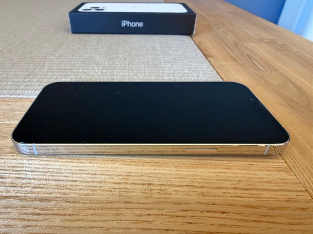 Apple iPhone 13 Pro max 本体 美品　256G シルバー