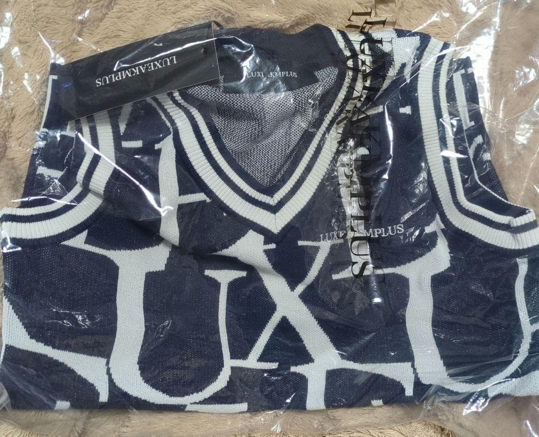 新品 ゴルフ 総柄ロゴ ニットベスト 秋冬 ネイビー LUXEAKMPLUS 春