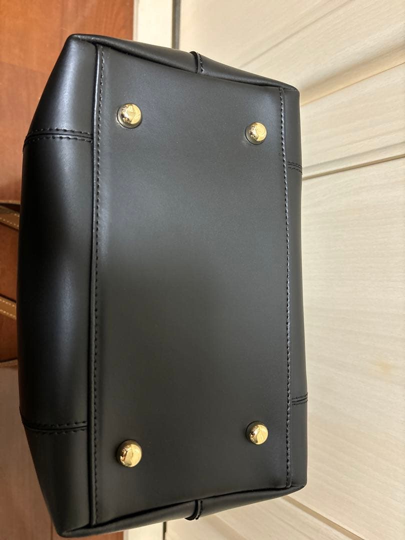 美品ショルダーバッグ⭐︎バーニーズニューヨーク