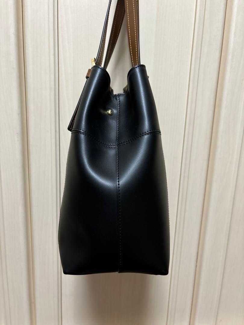 美品ショルダーバッグ⭐︎バーニーズニューヨーク