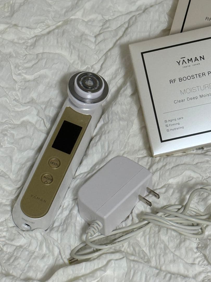 【美顔器】YA-MAN フォトプラスエクストラ ＋ RFブースターパッド74枚付