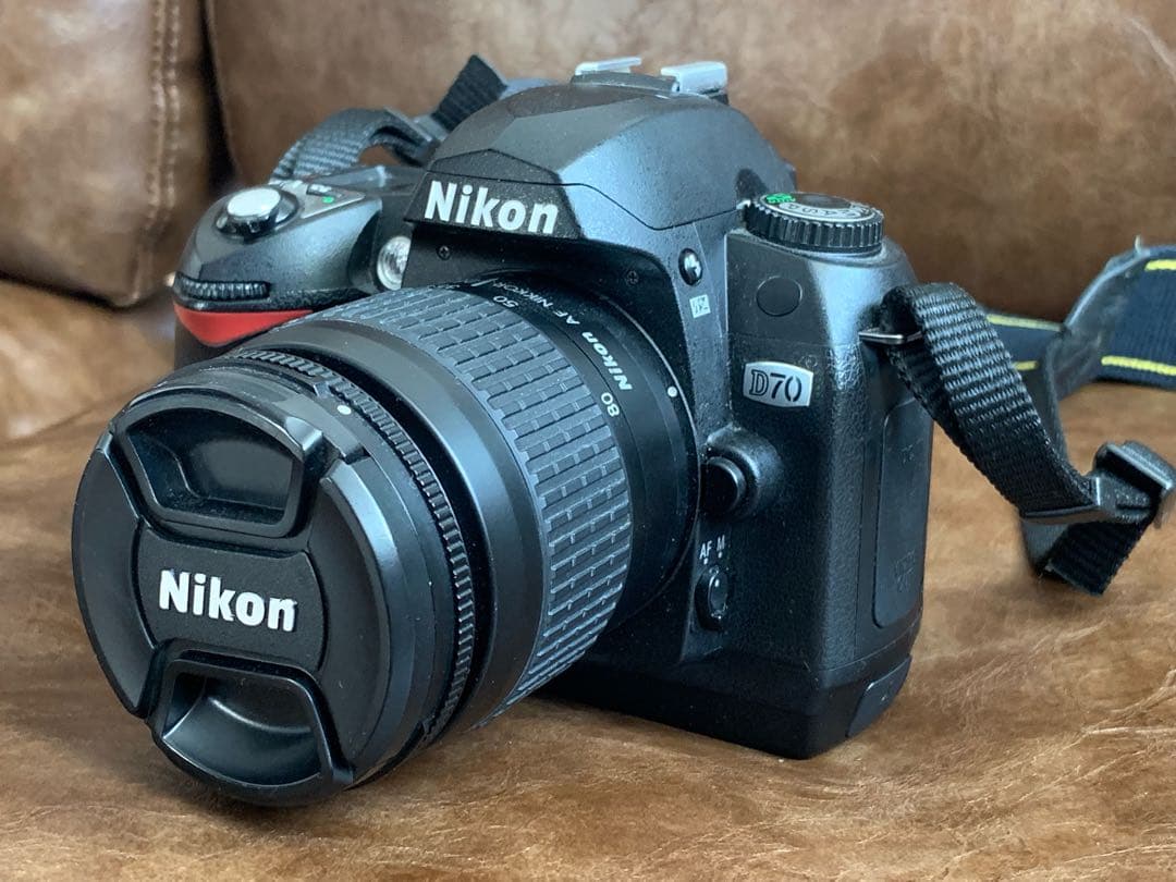 ///値段交渉可能///  Nikon D70 一眼レフ カメラ
