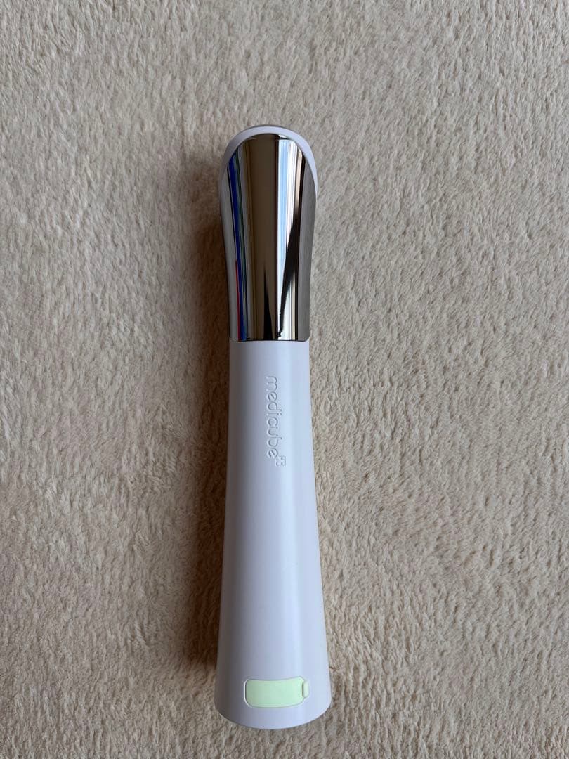 ダーマエアショット 美顔器　メディキューブmedicube ダーマペン