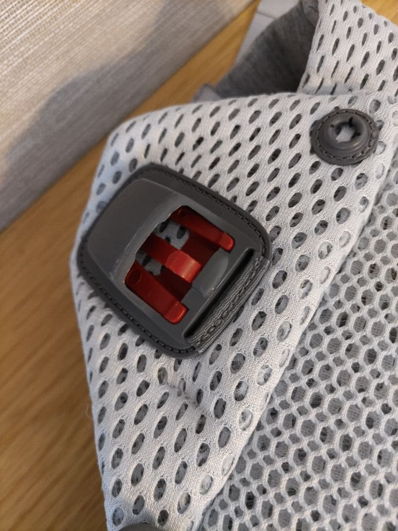 ベビービョルン ベビーキャリア HARMONY ／Air シルバー