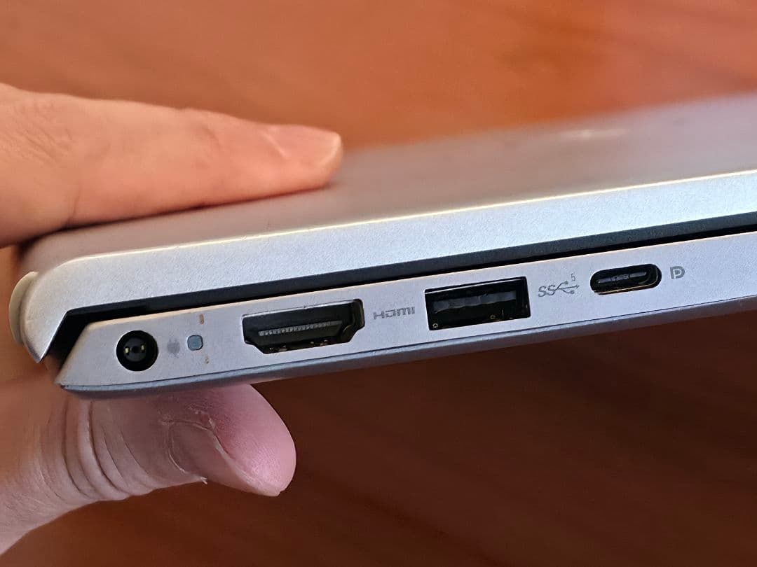 DELL Inspiron 15 5515 ノートパソコン