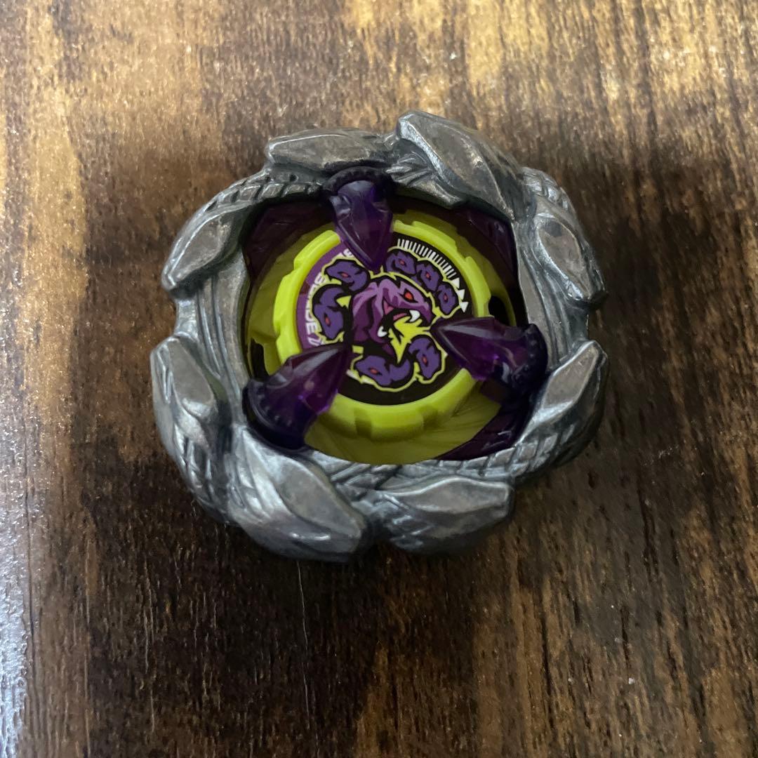 【限定新品】オロチクラスタ6-60LF ベイブレードX た４