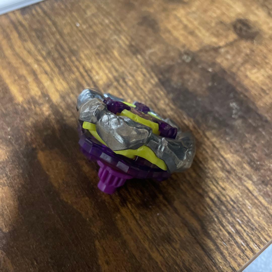 【限定新品】オロチクラスタ6-60LF ベイブレードX た４