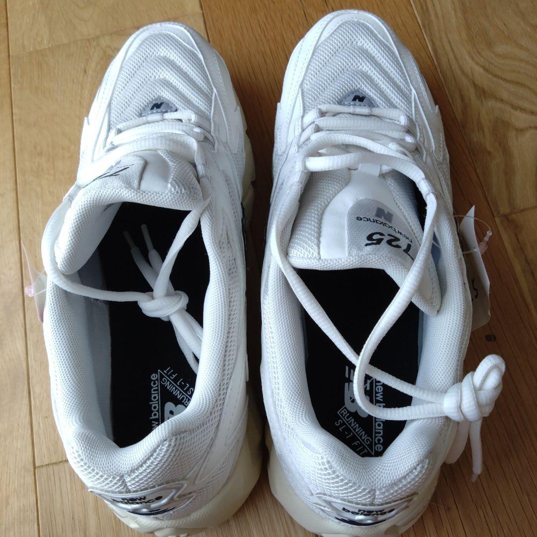 ヒューマンガスニューバランス725 ホワイト　27.5