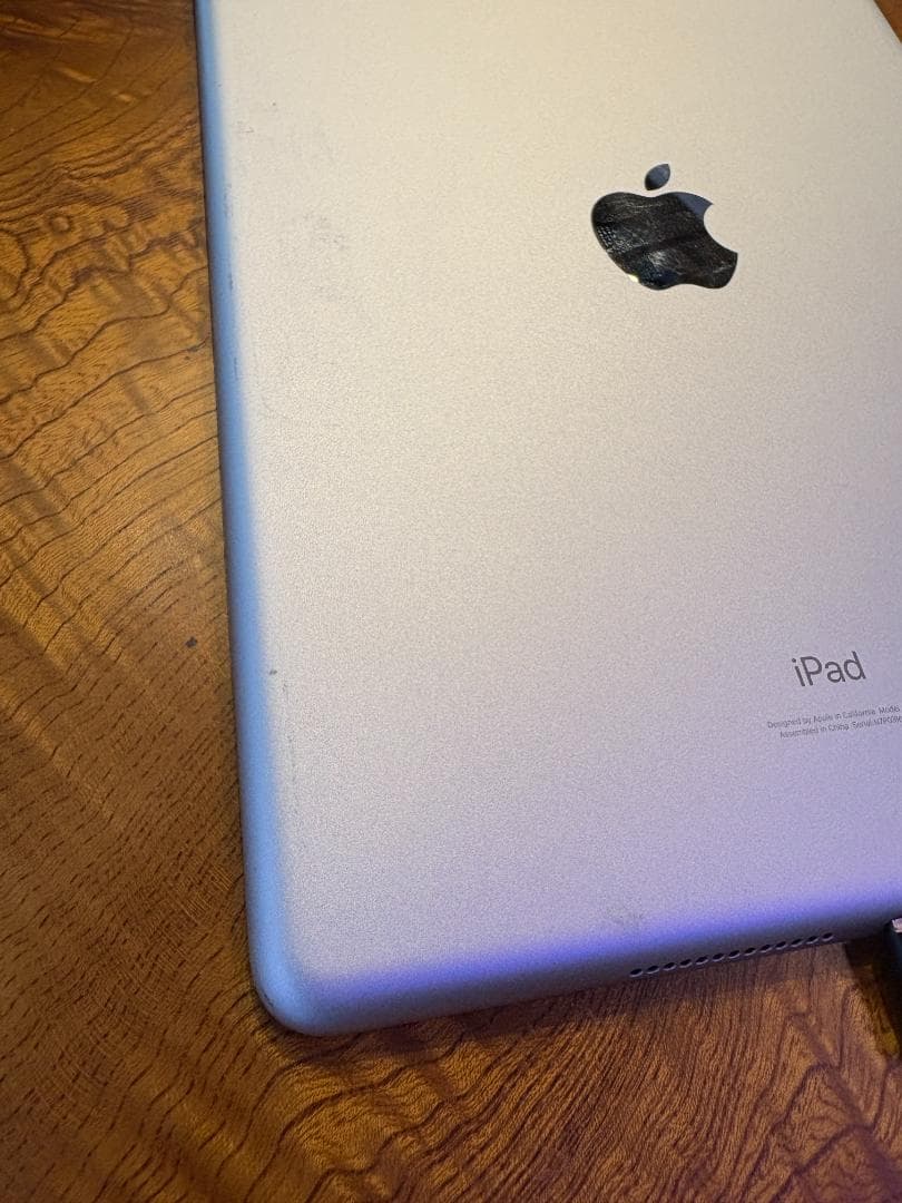 Apple iPad (第9世代) 64GBシルバー本体