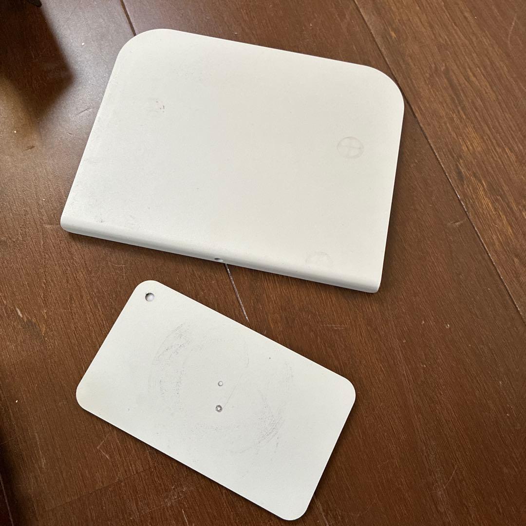 ergotron LX デスクマウントアーム　ホワイトと社外品デスク補強プレート