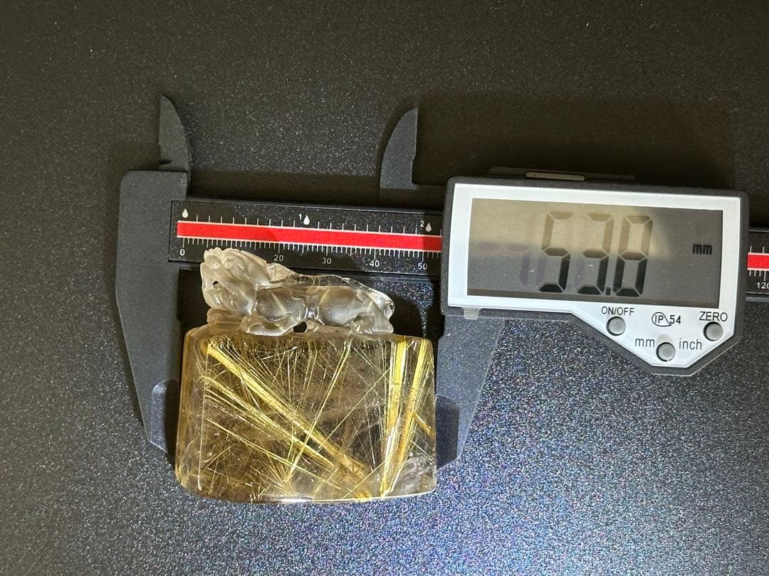 タイチンルチルクォーツ置物