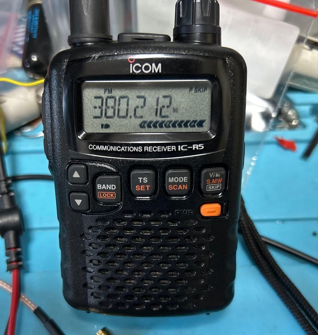 【中古・美品】ICOM 広帯域受信機 IC-R5