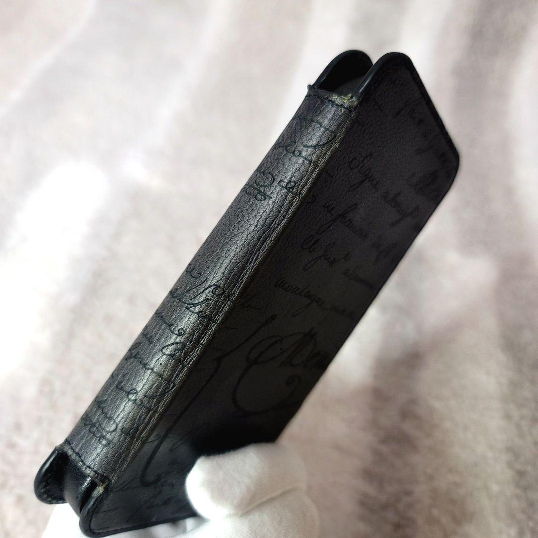 Berluti ベルルッティ iPhone15pro用 手帳型ケース