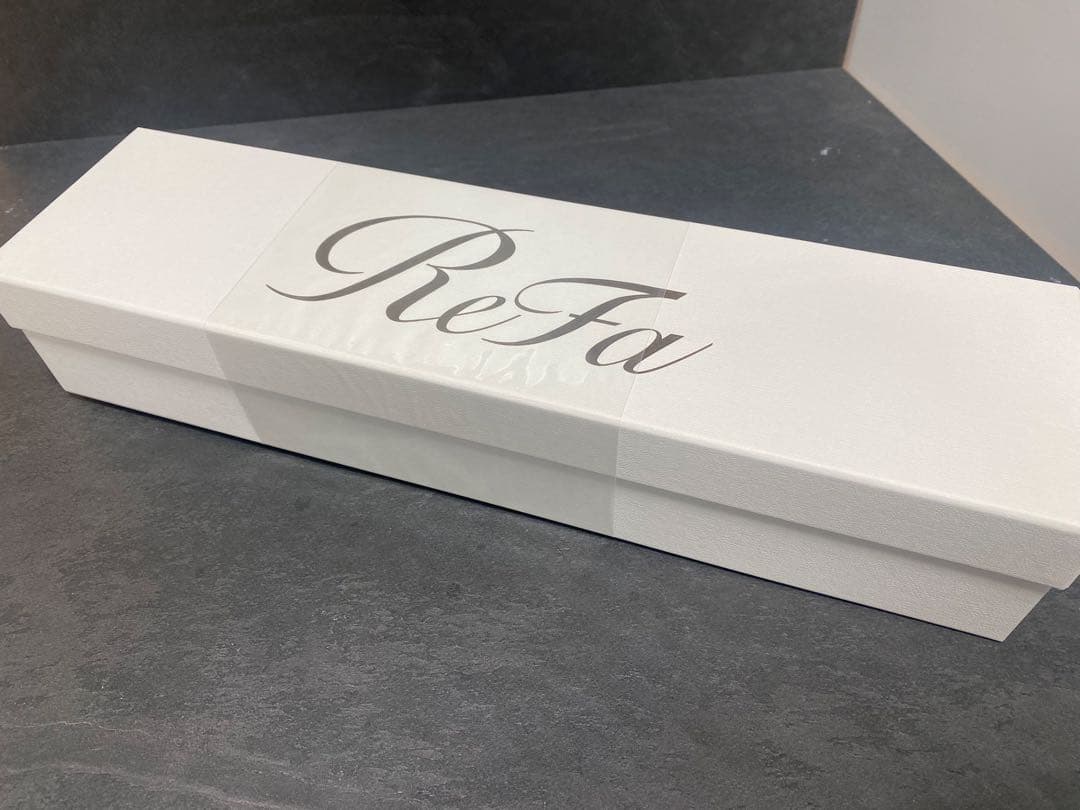 新品2024年製ReFa リファ ストレートアイロン プロ ホワイト