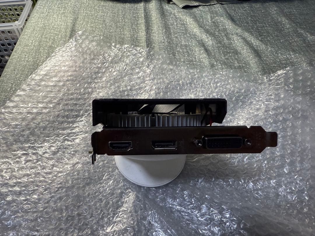 グラフィックボード・グラボ・ビデオカード Gtx zotac 1050ti 4gb