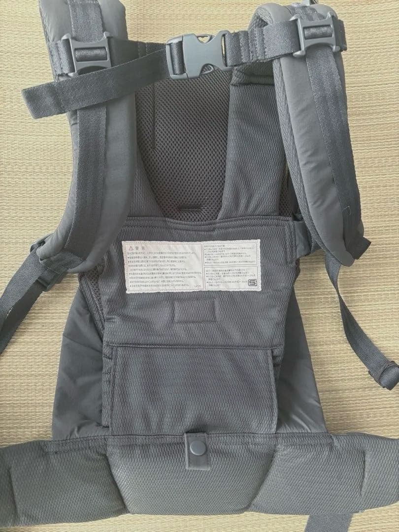 美品　ベビーキャリアオン ピトレスク × ユナイテッドアローズ 抱っこ紐