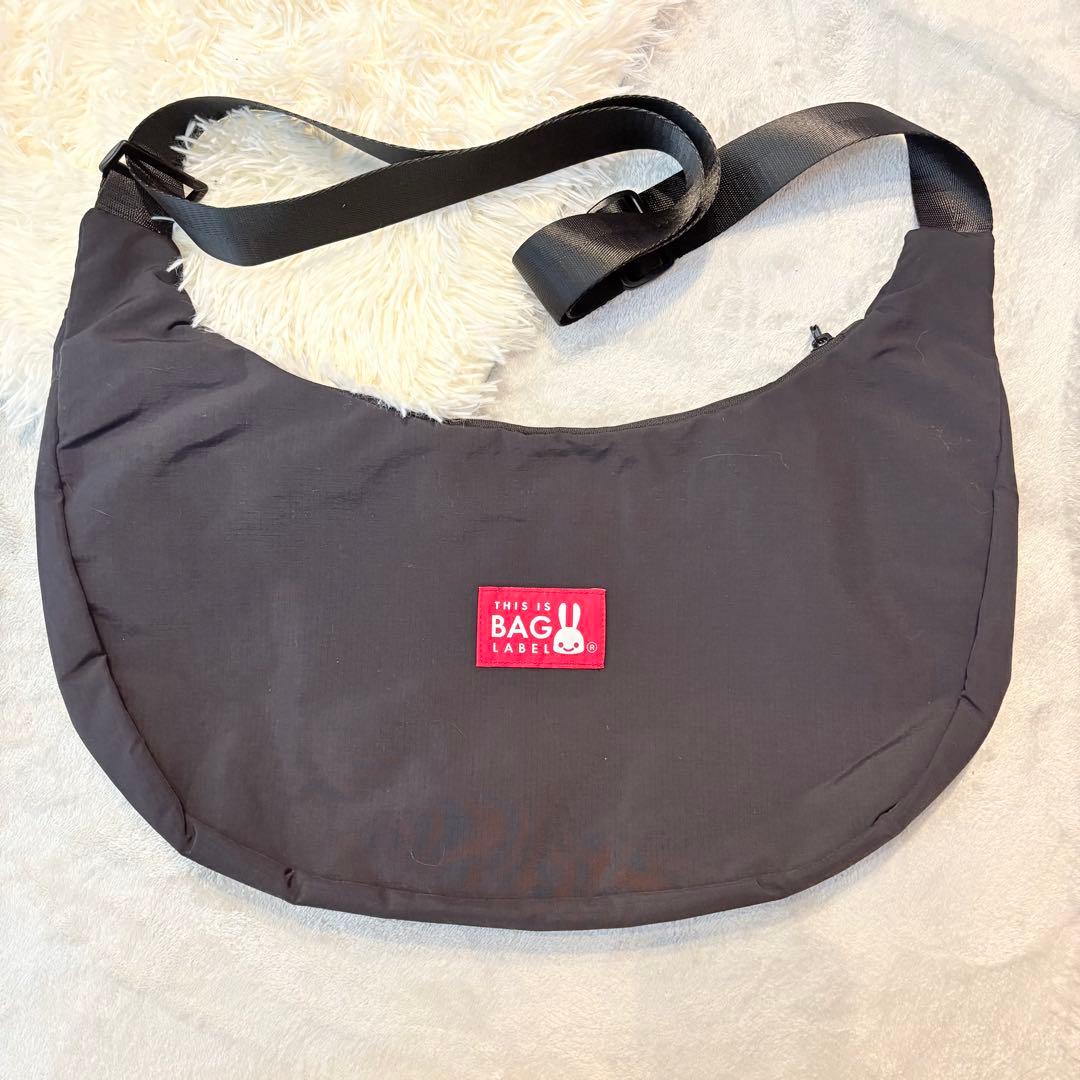 【美品】CUNE 完売品 ナイロンラウンドショルダーバッグ ウサギ