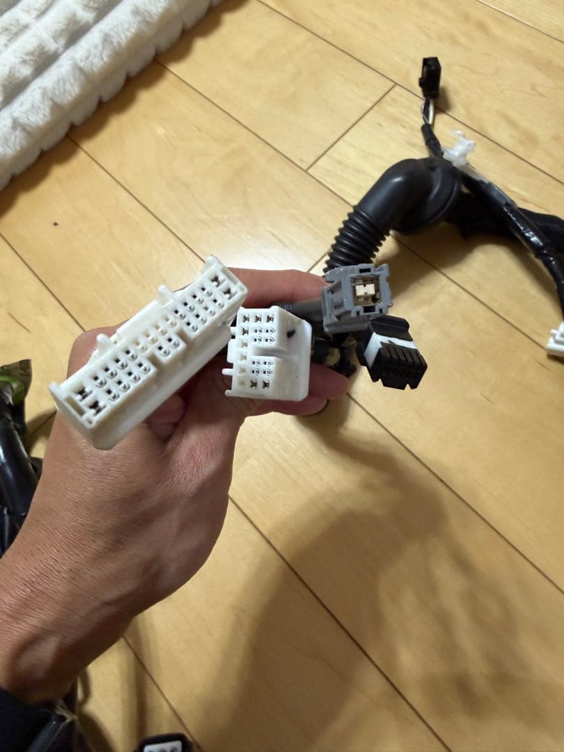 [専用]ヴェルファイア30後期 ワイヤーバックドアハーネス