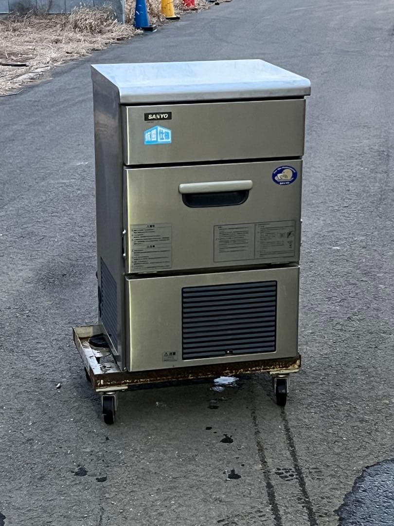 サンヨー業務用全自動製氷機 SIM-S37