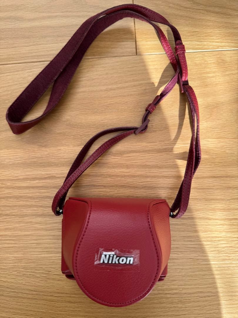 Nikon１J４ニコン　レンズ交換式デジタルカメラ