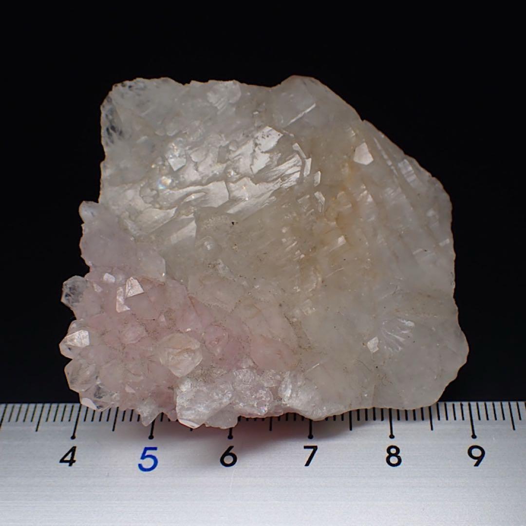 【ブラジル/ミナスジェライス産】ローズクォーツクラスター