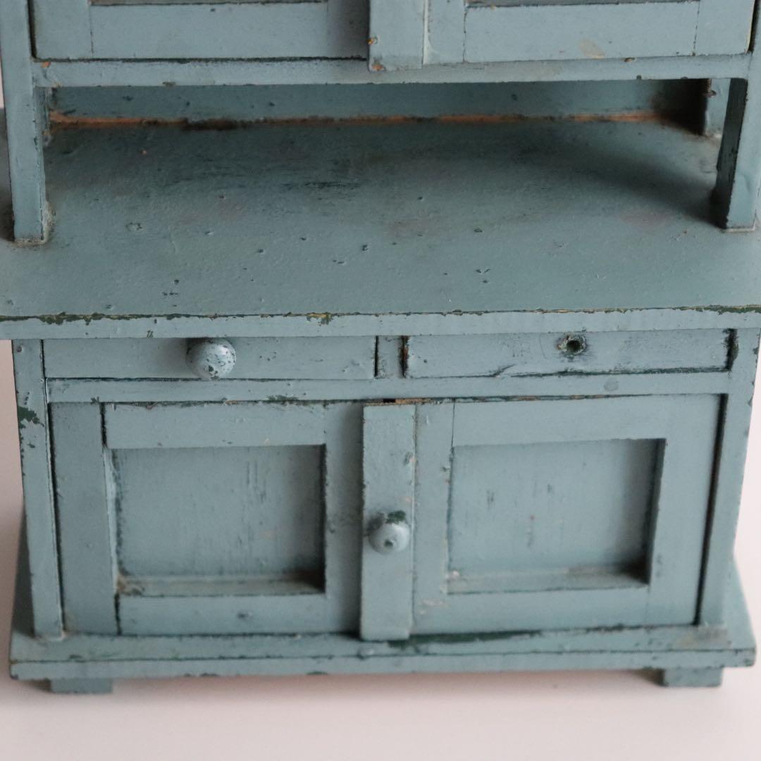 アンティーク　ドールハウス　食器棚　キャビネット　くすみブルー　ミニチュア家具