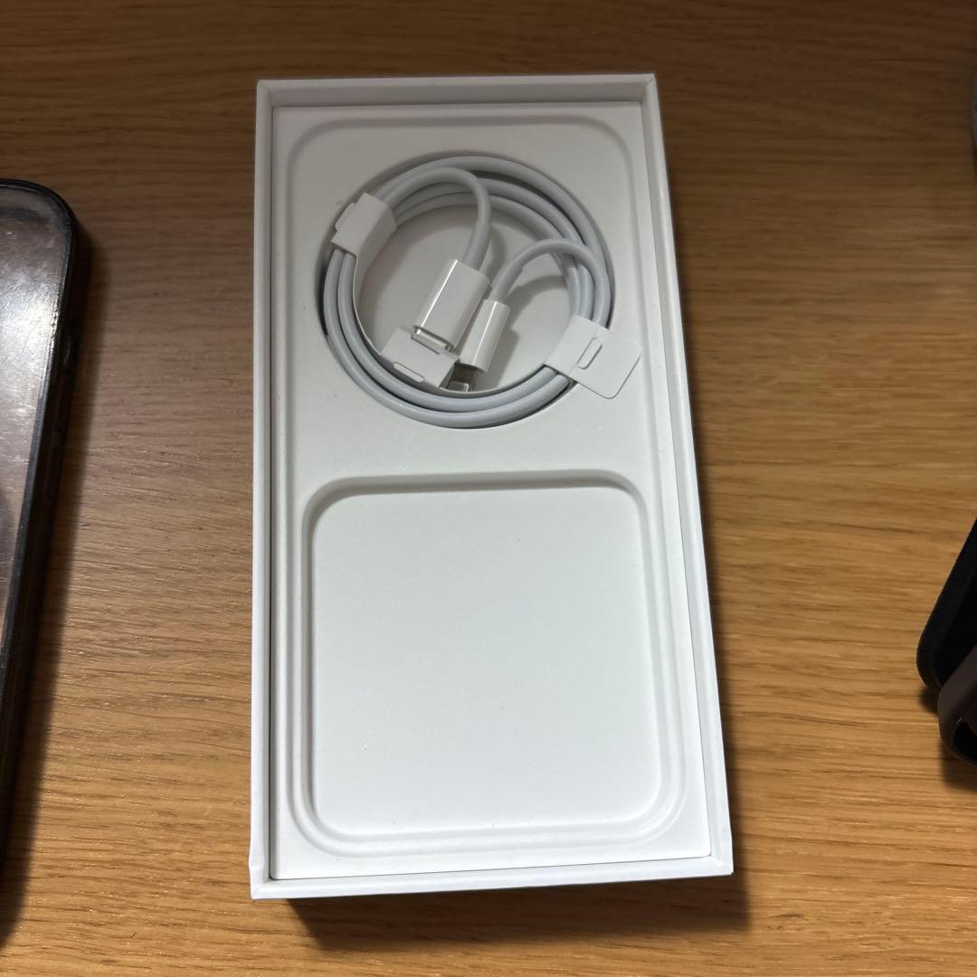 Apple iPhone 13 スターライト128GB