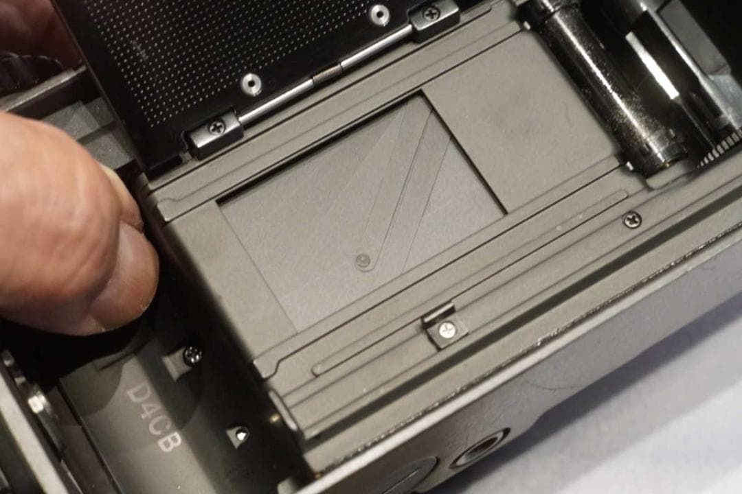 ニコノスV28ミリ2.5付き　クローズアップ装置　バッグ付き　完動品　試写済み